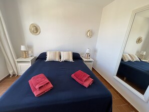 2 Schlafzimmer, Bügeleisen/Bügelbrett, Reisekinderbett, kostenloses WLAN