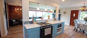 Oceanview Escape – Pet Friendly, Family Ready, Near Waldport Beach