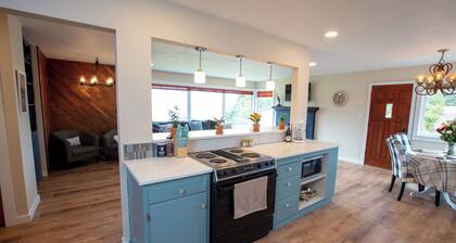 Oceanview Escape – Pet Friendly, Family Ready, Near Waldport Beach