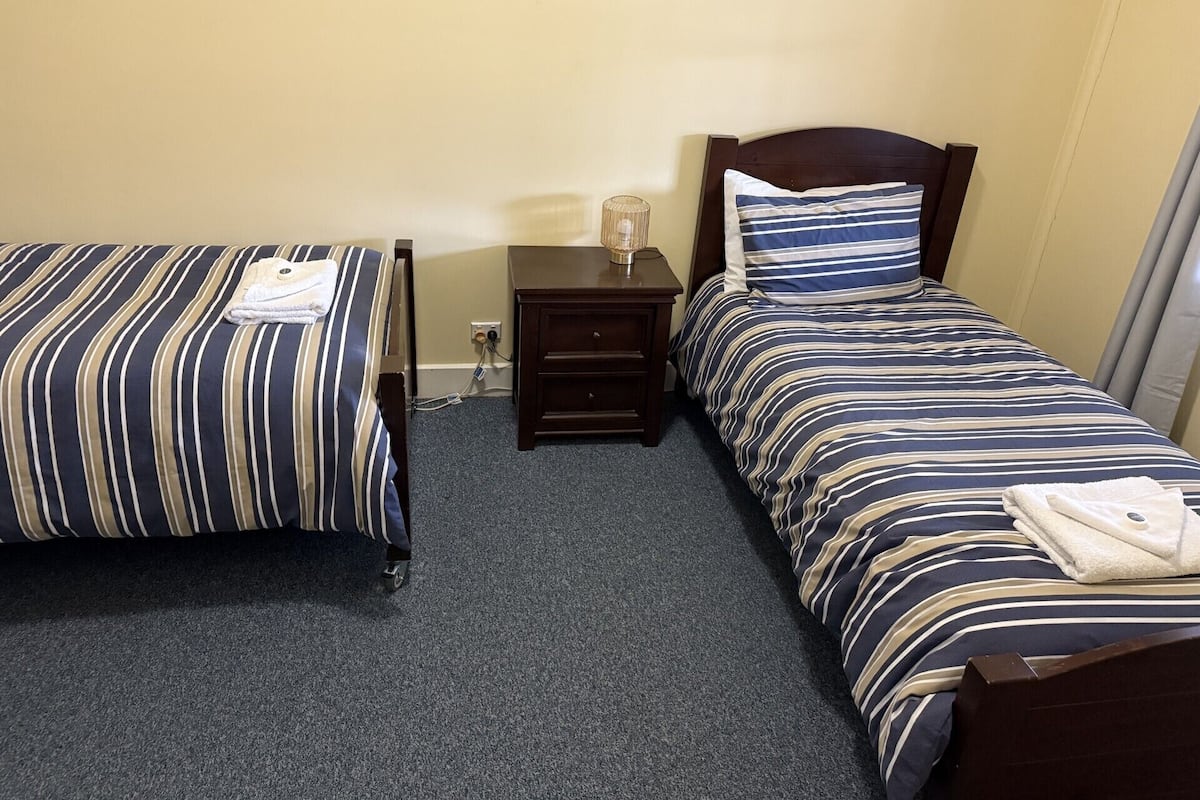 Eenvoudige kamer, 1 twee- of 2 eenpersoonsbedden | Beddengoed