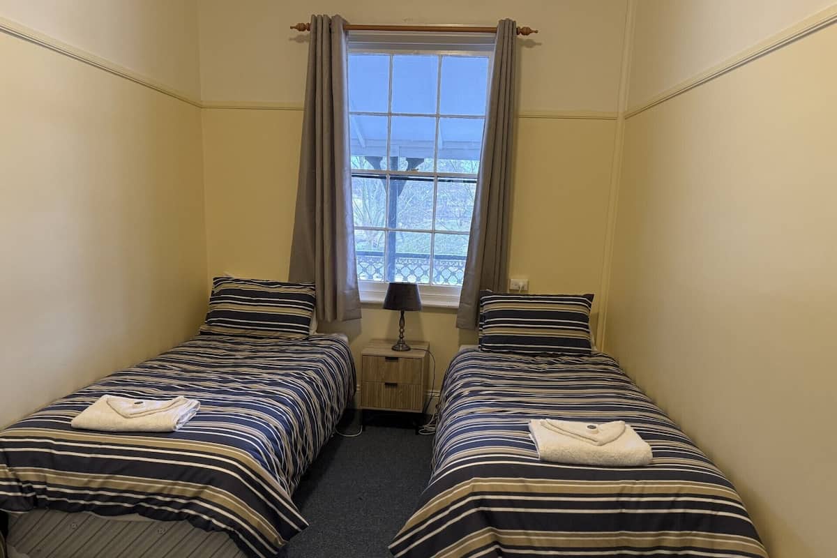 Eenvoudige kamer, 1 twee- of 2 eenpersoonsbedden | Beddengoed