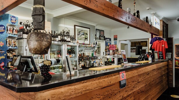 Bar (on property) - Bendemeer Hotel (Bendemeer)