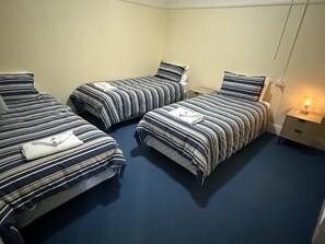 基础三人房 | 床单