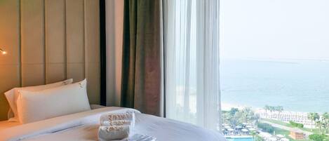 1 chambre, bureau, fer et planche à repasser, Wi-Fi