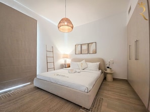 1 chambre, fer et planche à repasser, Wi-Fi, literie fournie