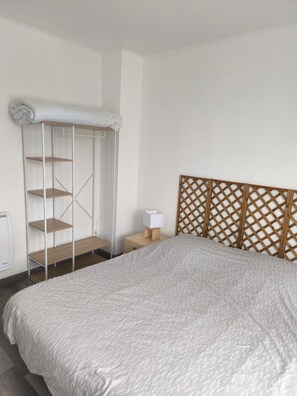 1 bedroom, free WiFi - APART 1 located 100 m from the beach (Bray-Dunes)
