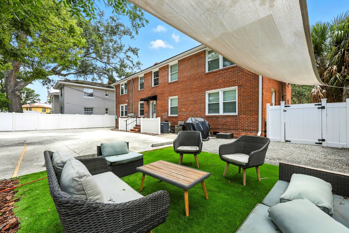 Photo of Sleek 2 BR Condo - 2 block from San Marco