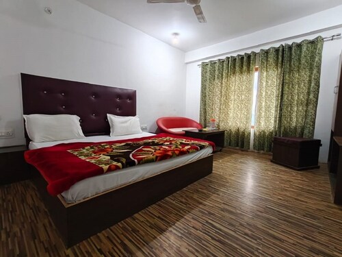 Rama Krishna Guest House-Patnitop