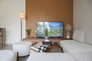 Villa, Pool View | Living room