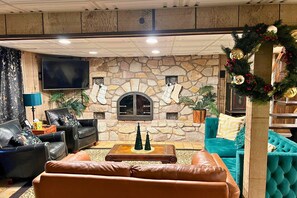 TV, fireplace, offices