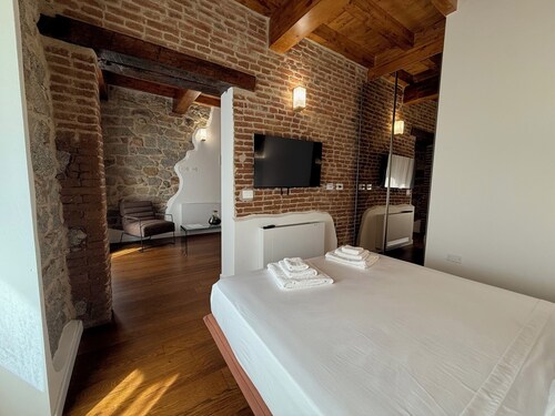 EXORIA Luxury Rooms & Spa