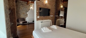 EXORIA Luxury Rooms & Spa