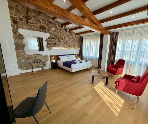 Suite Luxe, 1 très grand lit, vue ville