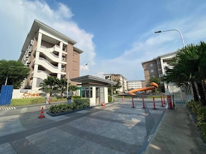 Condo, 1 Bedroom, Accessible, Smoking | Exterior