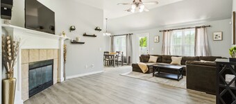 Charming 3-bedroom house with WiFi and AC in Midwest City