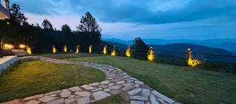 The Laylah - A Luxury villa in Binsar near Kasar Devi temple.