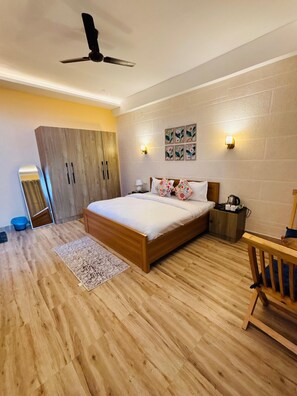 4 habitaciones, tabla de planchar con plancha y wifi gratis 
