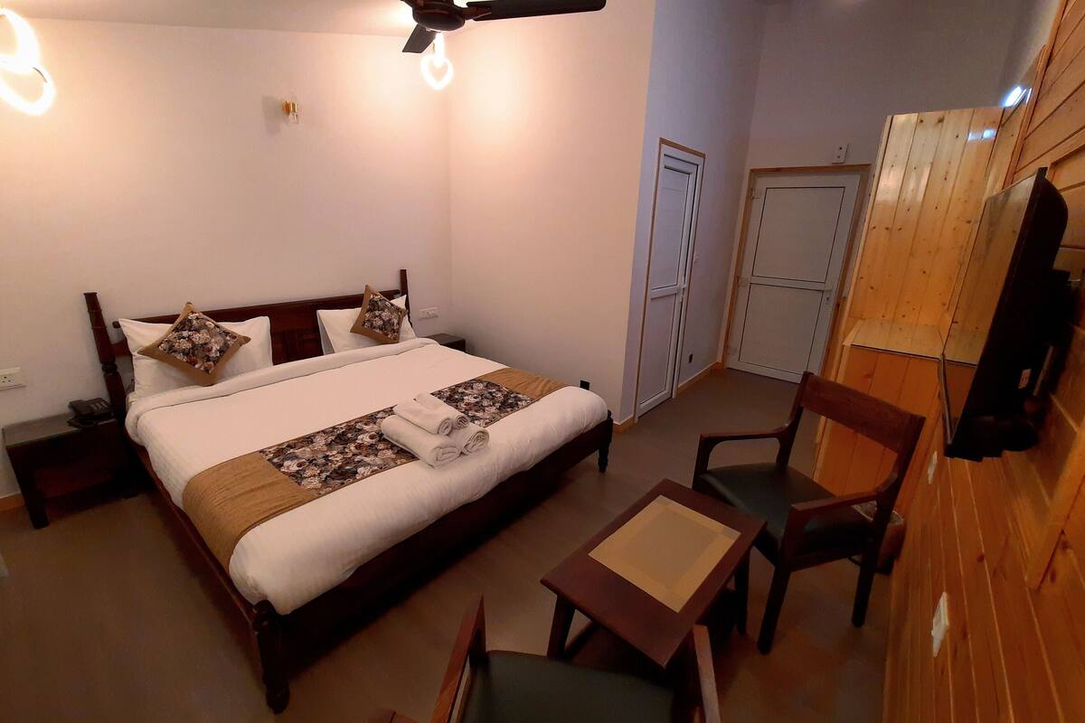 Deluxe Double Room, Mountain View | Wi-fi percuma
