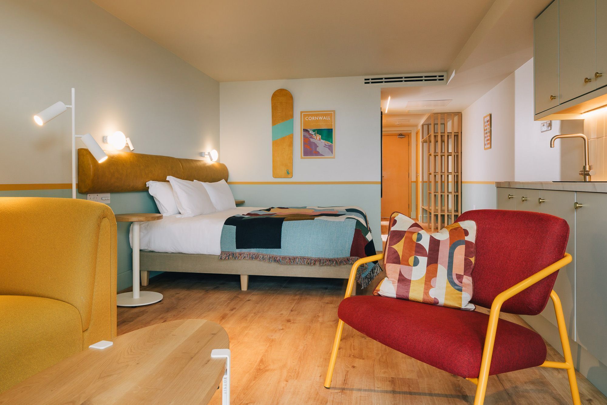 1 camera, Wi-Fi, lenzuola