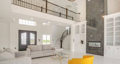 Sprawling Countryside Home in Dallas Area