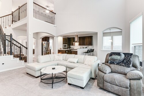 Grand Family Home w/ Patio & Fenced Yard in Arcola