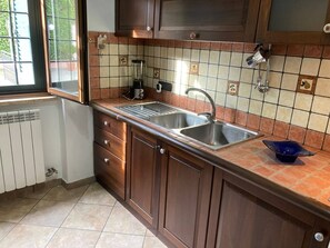 Villa, 2 Bedrooms, Accessible, Balcony | Interior