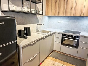 Fridge, microwave, oven, dishwasher