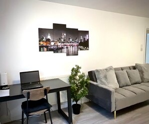TV - Stylish Apartment Near Tower Bridge & The Shard (London)