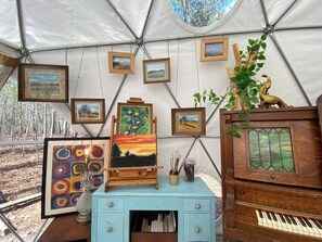 Interior - Artistic Forest Dome Escape Near Lake Oconee (Eatonton)