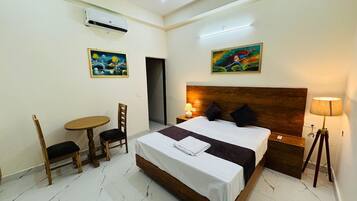 Deluxe Room | Free WiFi
