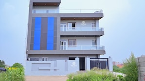 Front of property - The Opal Hotel (Greater Noida)