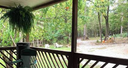 Peaceful retreat geo dome near lake Oconee