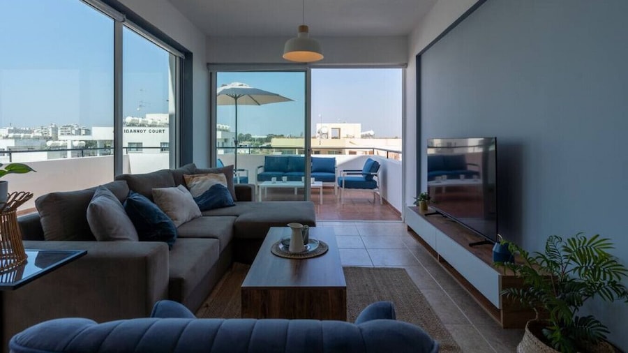 Chloris 3- Bedroom Apartment in Larnaca