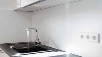 Refrigerador, horno, parrilla de estufa y lavavajillas