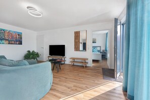 1 bedroom, WiFi, bed sheets, wheelchair access