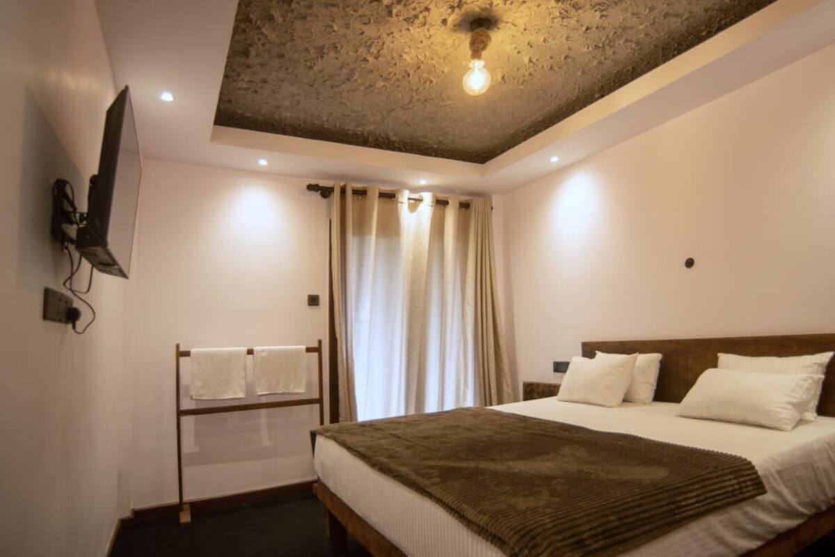 Luxury Room, Balcony, Mountain View | Free WiFi