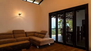 Family Room, Mountain View | Wi-fi percuma