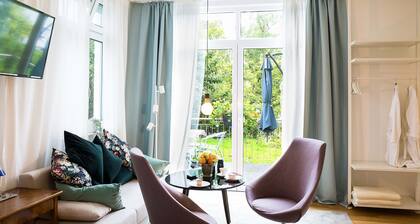 Apartment Am Apfelbaum, 45qm, Balkon, 1 Wohn-/Schlafzimmer, max. 4 Personen