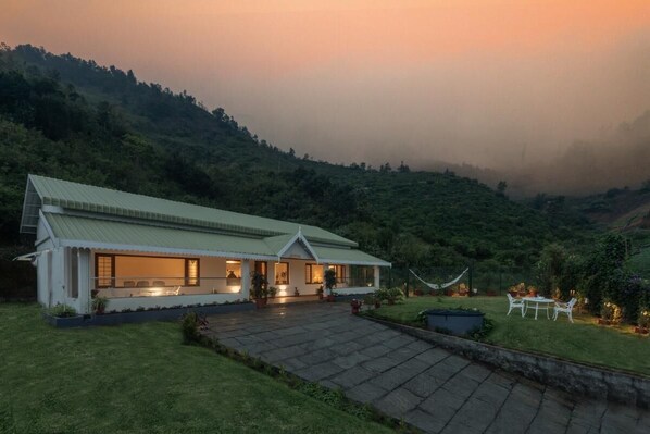 Front of property - Emerald by nature resorts & stays (Ootacamund)