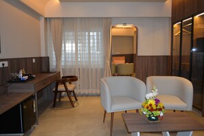 Free WiFi, bed sheets - hotel muthahalli grand (Bengaluru)