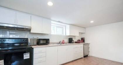 A Modern Private Basement Suite – Richmond Hill