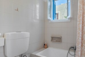 Douche, serviettes fournies