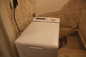 Hair dryer, towels, soap, toilet paper - House Sun & Sea in Mola di Bari (Mola di Bari)