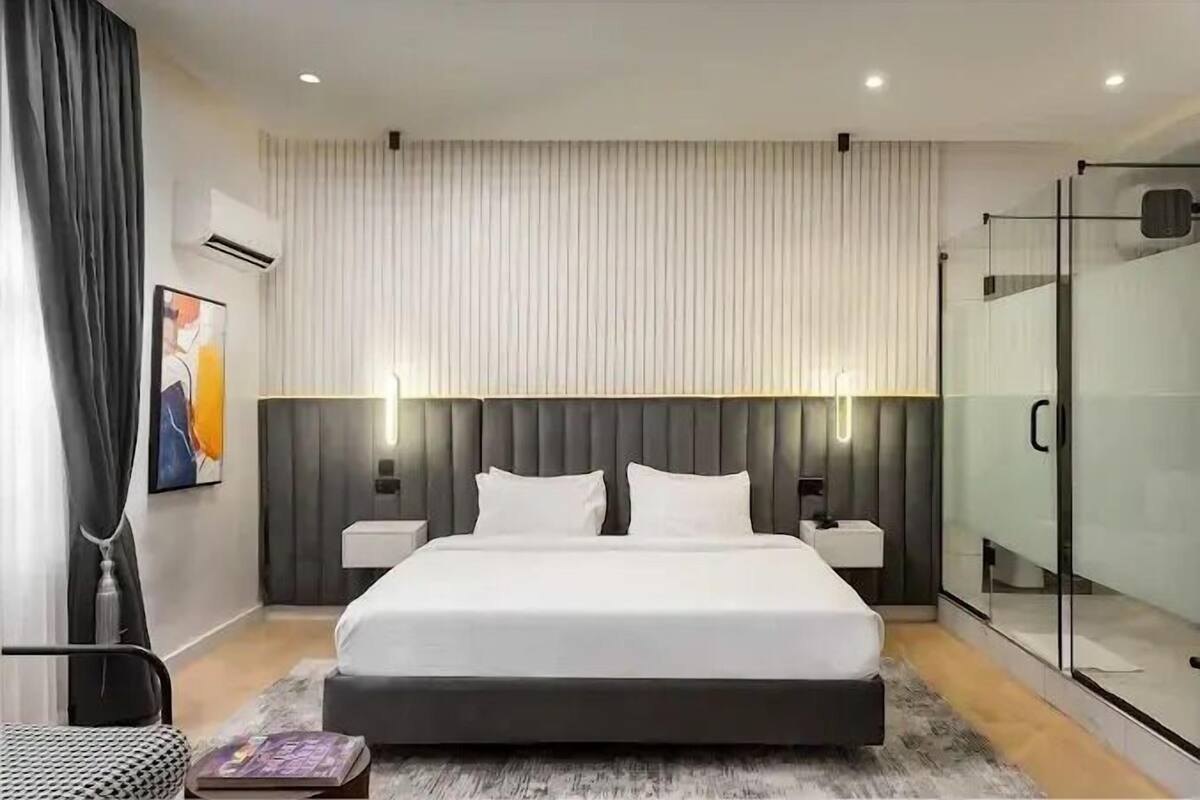ห้องจูเนียร์, ระเบียง, วิวเมือง | โต๊ะทำงาน, พื้นที่ทำงานแบบใช้แล็ปท็อป, ผ้าม่านกันแสง, ห้องเก็บเสียง