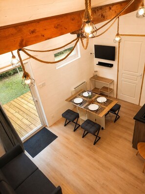 Dining - Gîte Hydra Charme & Nature for 4 People near Honfleur (CONTEVILLE)