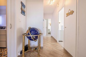 Interior - Valras-Plage Beachfront Apartment: Sea Views & Balcony! (Valras-Plage)