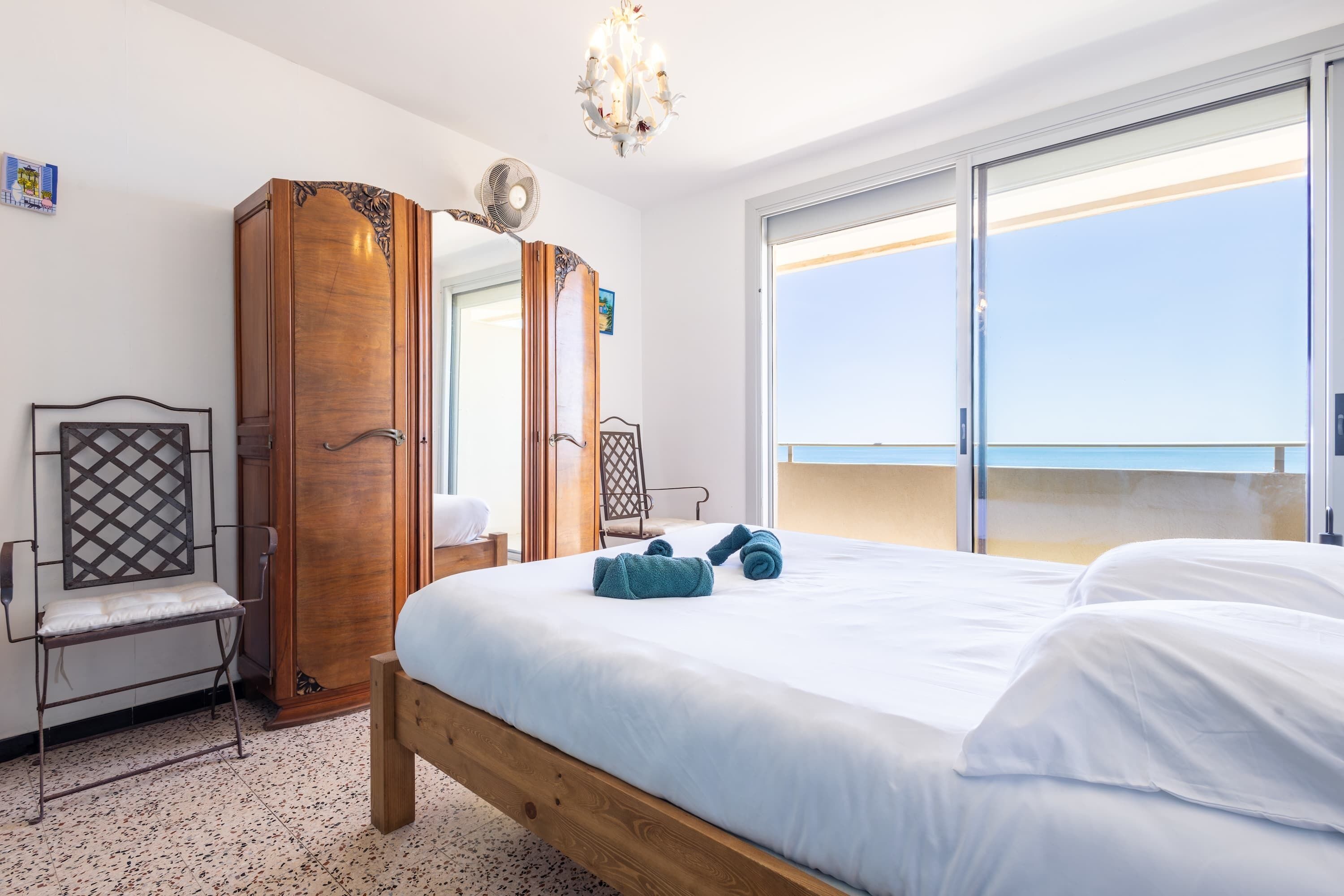 1 chambre, draps fournis