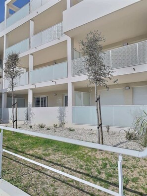 Exterior - Loggia Verde – Charming studio 450 m from the sea (Sérignan)