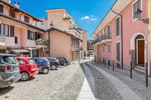 Family Apartment, Multiple Bedrooms, Beachside (Incanto Del Lago 50 Meters From Lake) | Property grounds