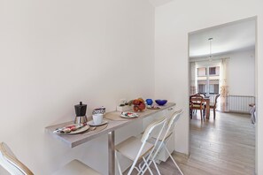 Family Apartment, Multiple Bedrooms, Beachside (Incanto Del Lago 50 Meters From Lake) | Dining - Incanto Del Lago 50 Meters From Lake (Baveno)